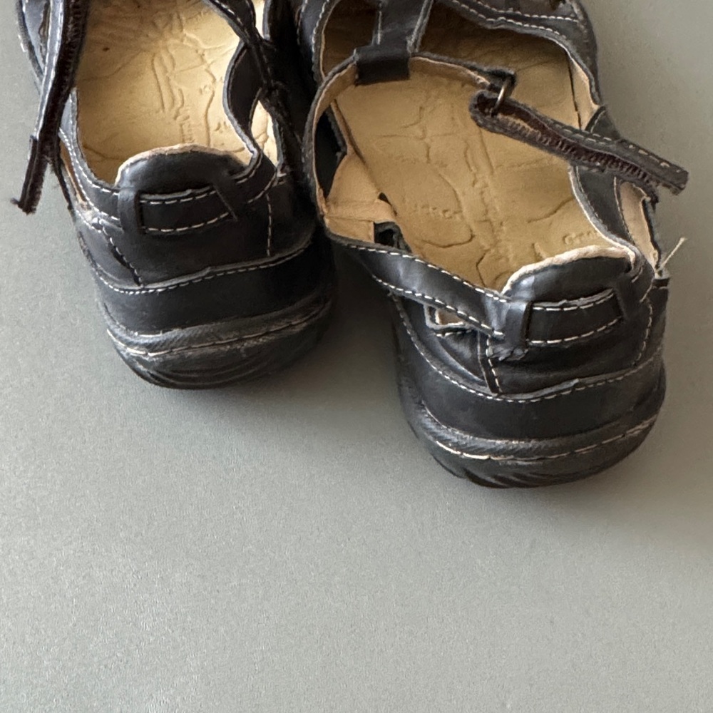 J-41 Black T-Strap Loafers - Picture 3 of 8